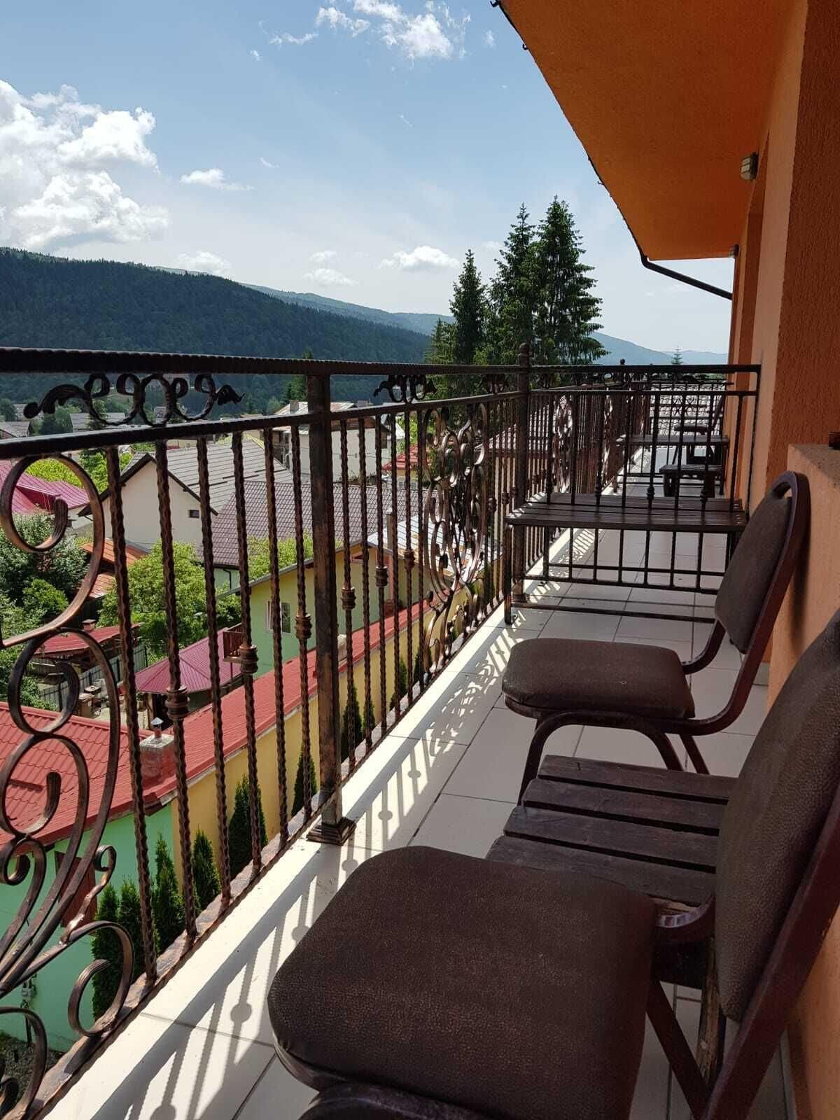 Hotel Iri Буштени Экстерьер фото