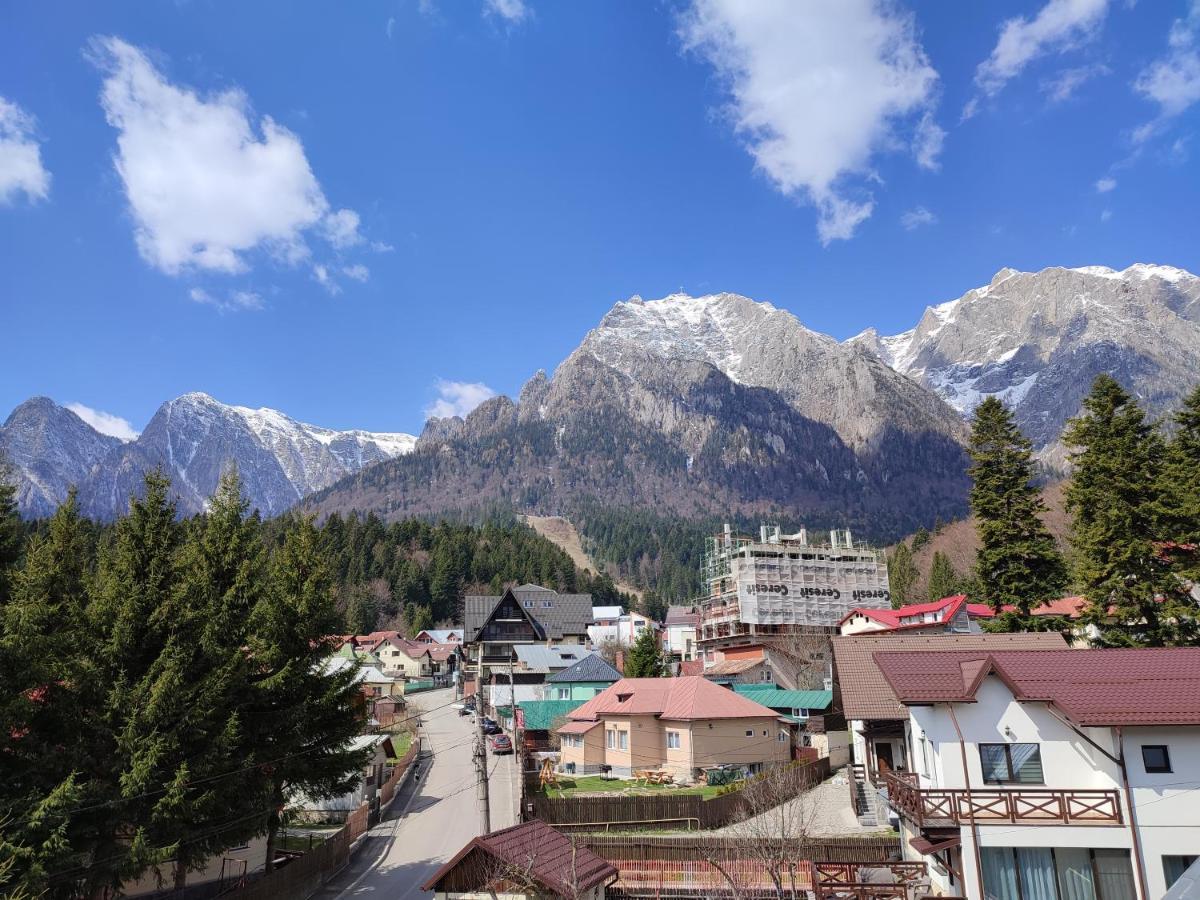 Hotel Iri Буштени Экстерьер фото
